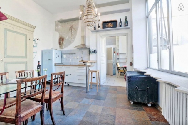 Rome Colosseum Loft (Airbnb): Dining Area/Kitchen