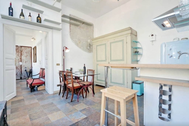 Rome Colosseum Loft (Airbnb): Dining Area/Kitchen/Foyer
