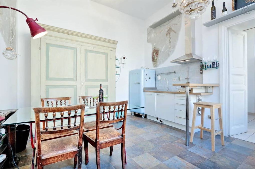Rome Colosseum Loft (Airbnb): Dining Area/Kitchen